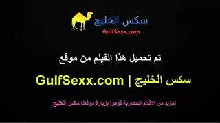 شعرها ملون جميل تتناك بقوة و عنف شديد