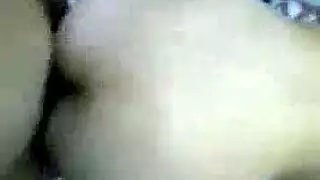 ليلة الدخلة تأخذ العذرية بقوة النزيف في المرة الأولى إكس إكس إكس