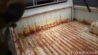 أريكة الناضجة الفرنسي الثدي الطبيعية