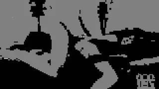 أنيقة في جواربها، تُضرب بقوة في كل فتحة