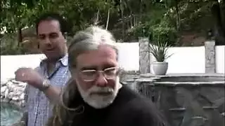 اشتم أريكة ثاقب